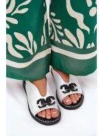 Sandály Na Ploché Podpatky S Dekorací Eko Kůže Stříbrné Tillireta Sandály Na Ploché Podpatky S Dekorací Eko Kůže Stříbrné Tillireta