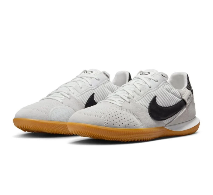 Boty  IC model 21261345 - NIKE