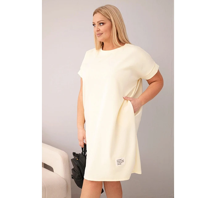 Dámské šaty Plus Size s krátkým rukávem a kapsami žlutá