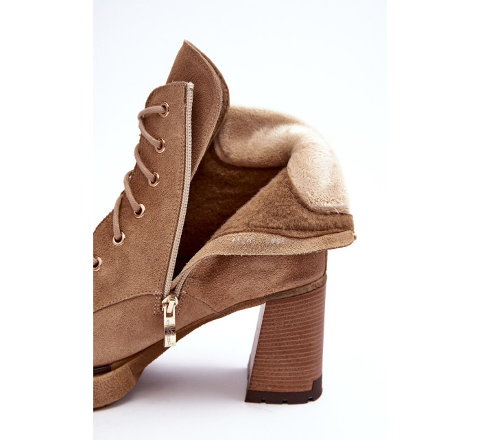 Béžové semišové šněrovací kotníkové boty Lemar Flomes na vysokém podpatku