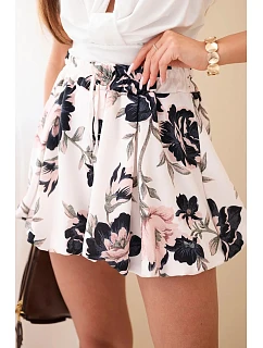 Dámské viskózové šortky s květinovým vzorem se zavazováním v pase černé