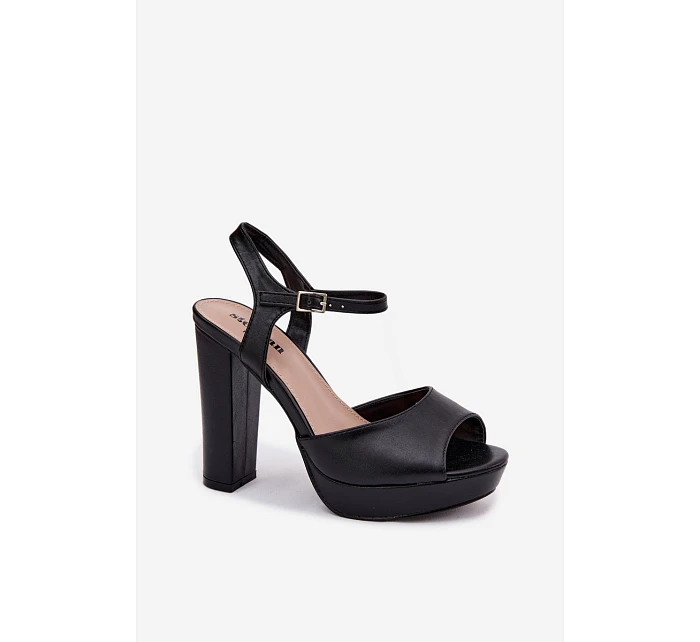 Dámské sandály na vysokém podpatku Černé model 22103026 - Boto