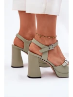 Dámské kožené sandály na podpatku Vinceza 77110 zelené Dámské kožené sandály na podpatku Vinceza 77110 zelené