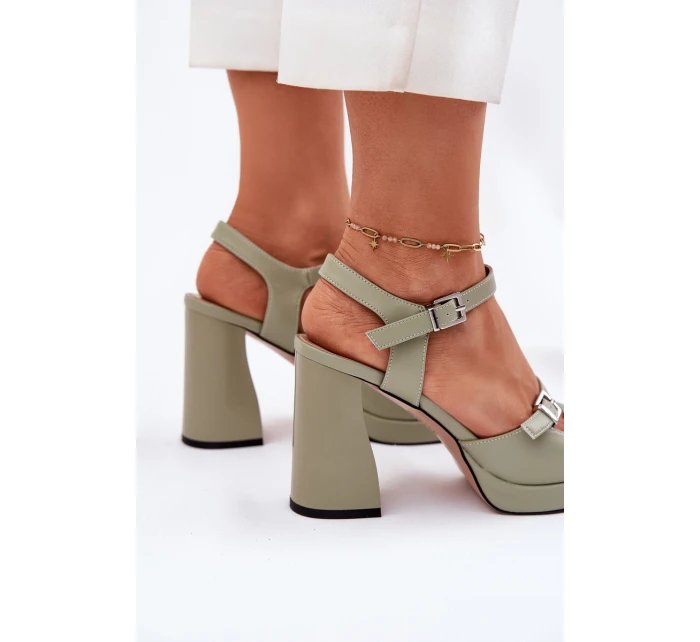 Dámské kožené sandály na podpatku Vinceza 77110 zelené Dámské kožené sandály na podpatku Vinceza 77110 zelené