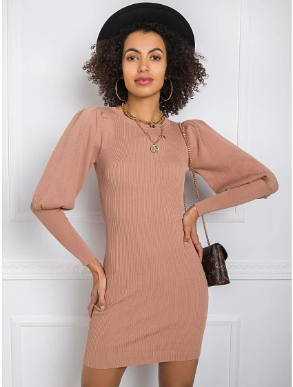 Šaty EM SK model 16327173 světle hnědá - FPrice Šaty EM SK model 16327173 světle hnědá - FPrice