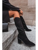 Dámské cowboy kozačky na sloupkovém podpatku z eko semiše Coretta – černé Dámské cowboy kozačky na sloupkovém podpatku z eko semiše Coretta – černé