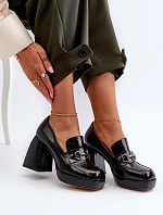 Lakované dámské polobotky na podpatku černé D&A MR38-906