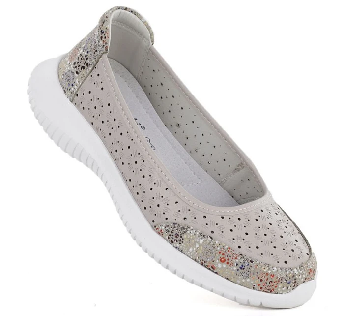 Dámská prolamovaná kožená obuv béžová S.Barski model 22081720 - Hikvision Dámská prolamovaná kožená obuv béžová S.Barski model 22081720 - Hikvision