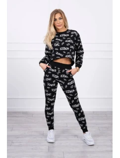 Sada s černými nápisy