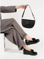 Jedinečné dámské černé  mokasíny na klínku