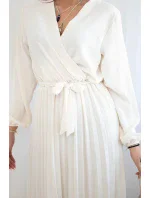 Šaty se lemem světle béžová model 21908583 - K-Fashion Šaty se lemem světle béžová model 21908583 - K-Fashion