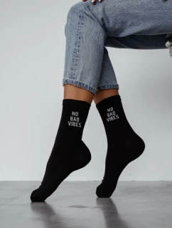 Dámské ponožky S nápisem NO BAD VIBES Černé