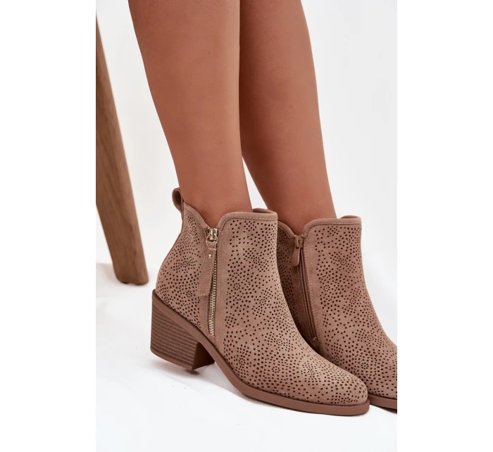 Dámské kotníkové boty ve stylu kovbojek na podpatku S.Barski – béžové