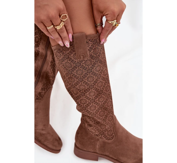 Dámské prolamované kozačky na plochém podpatku S.Barski – hnědé