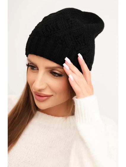 Dámská zimní čepice z vlny a s geometrickým vzorem model 21753197 černá - K-Fashion