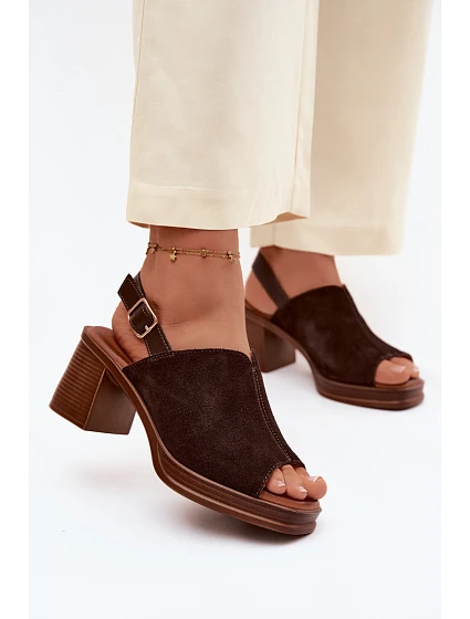 Kožené semišové sandály na podpatku Vinceza 39995 čokoládové