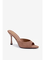 Sandály z imitace semiše na jehlovém podpatku Khaki model 22208322 - Boto Sandály z imitace semiše na jehlovém podpatku Khaki model 22208322 - Boto