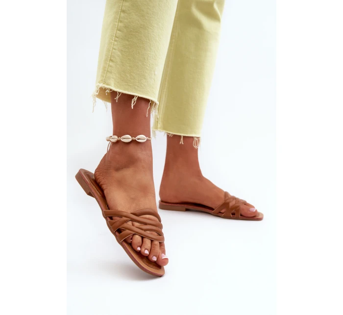 Dámské sandály z ekokože na ploché podrážce hnědé model 21657550 - Boto Dámské sandály z ekokože na ploché podrážce hnědé model 21657550 - Boto