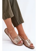 Elegantní Sandály S Dekorací Na Plochém Podpatku model 21698185 Růžové Zlato - S.Barski Elegantní Sandály S Dekorací Na Plochém Podpatku model 21698185 Růžové Zlato - S.Barski