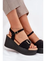 Dámské Sandály Na Klínu S Přezkou Černé model 21696177 - Boto Dámské Sandály Na Klínu S Přezkou Černé model 21696177 - Boto