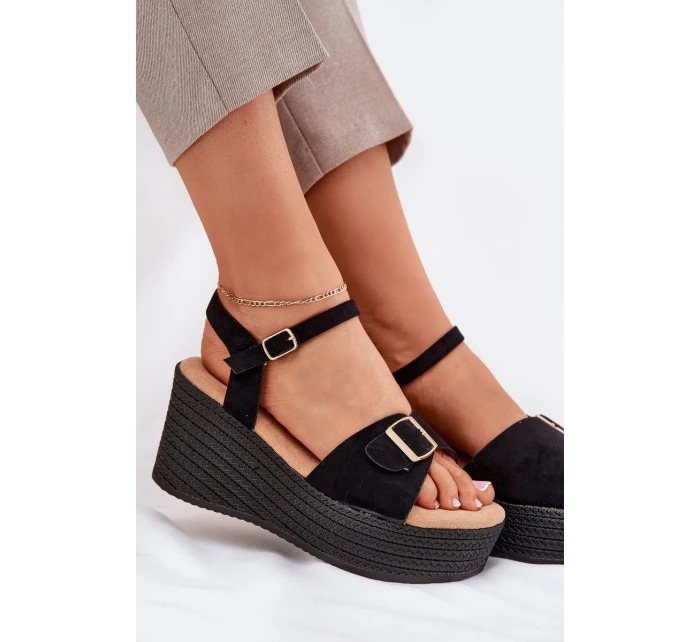 Dámské Sandály Na Klínu S Přezkou Černé model 21696177 - Boto Dámské Sandály Na Klínu S Přezkou Černé model 21696177 - Boto