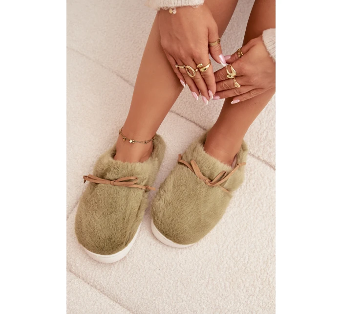 Kožešinové pantofle s zelené model 21772518 - Boto Kožešinové pantofle s zelené model 21772518 - Boto