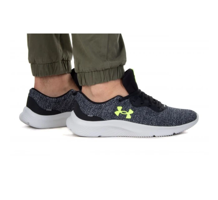 Boty  2 M model 18477101 - Under Armour