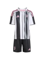 Dětská souprava Juventus Home model 21812245 - ADIDAS Dětská souprava Juventus Home model 21812245 - ADIDAS
