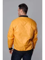 Tmavě žlutá pánská bunda typu "bomber" s podšívkou model 18344999 - J.STYLE Tmavě žlutá pánská bunda typu "bomber" s podšívkou model 18344999 - J.STYLE