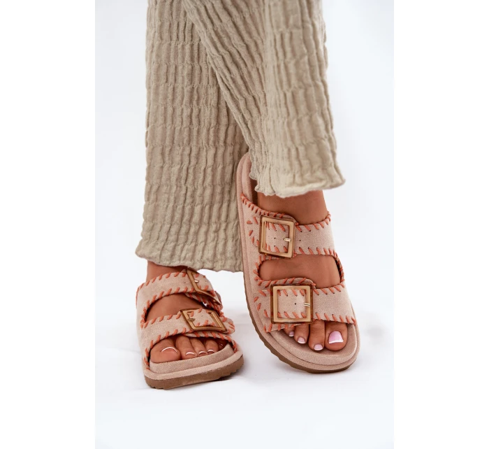 Dámské Pantofle S Přezkami A Ozdobným Béžové model 21696569 - Boto Dámské Pantofle S Přezkami A Ozdobným Béžové model 21696569 - Boto