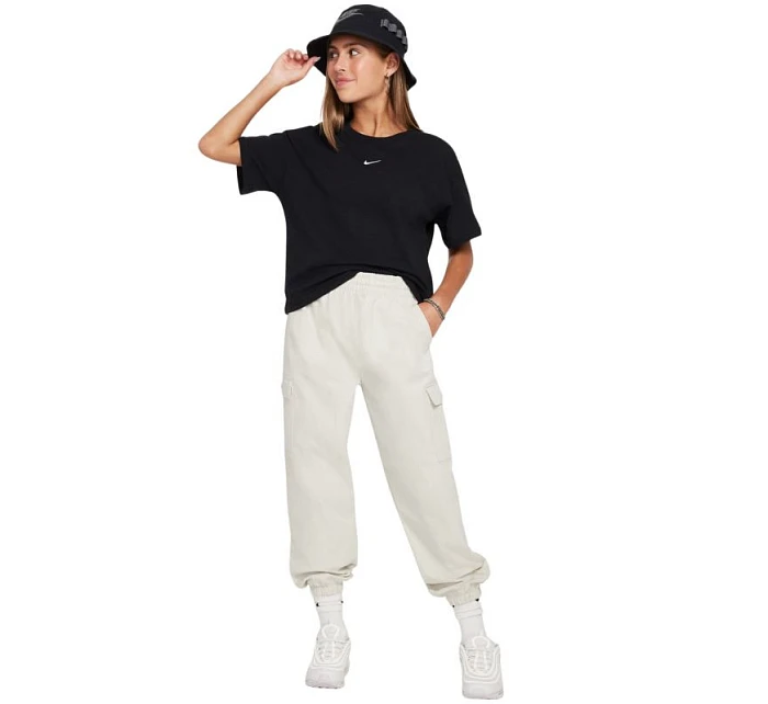 Dětské tričko Sportswear černé model 22098978 010 - NIKE Dětské tričko Sportswear černé model 22098978 010 - NIKE