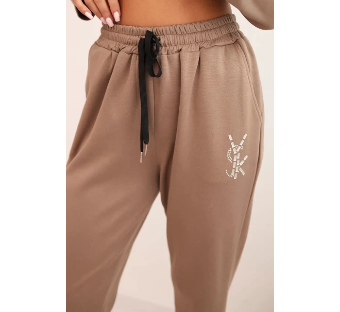 Dámský komplet s viskózou a ozdobami a elastickými kalhotami fango