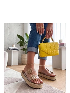 Klapky na platformě model 226571 Solea