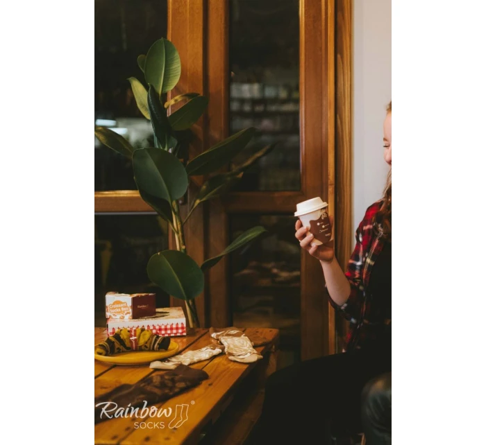 Duhové ponožky model 21606849 Cappuccino 1 pár - ZOOKSY/RAINBOW SOCKS