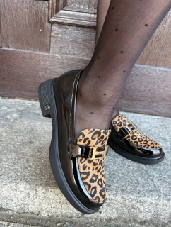 Kožené Lakované Mokasíny Leopard model 21691262 Černé - VINCEZA