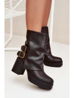 Dámské Botky Na Podpatku S Přezkami Čokoládové model 21704886 - Boto Dámské Botky Na Podpatku S Přezkami Čokoládové model 21704886 - Boto