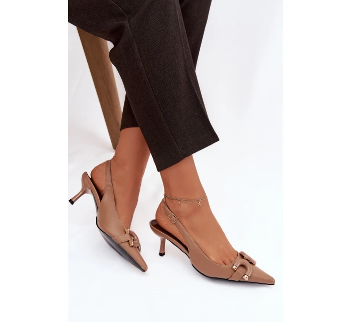 Dámské sandály na podpatku s ozdobným detailem hnědé model 21900459 - Boto
