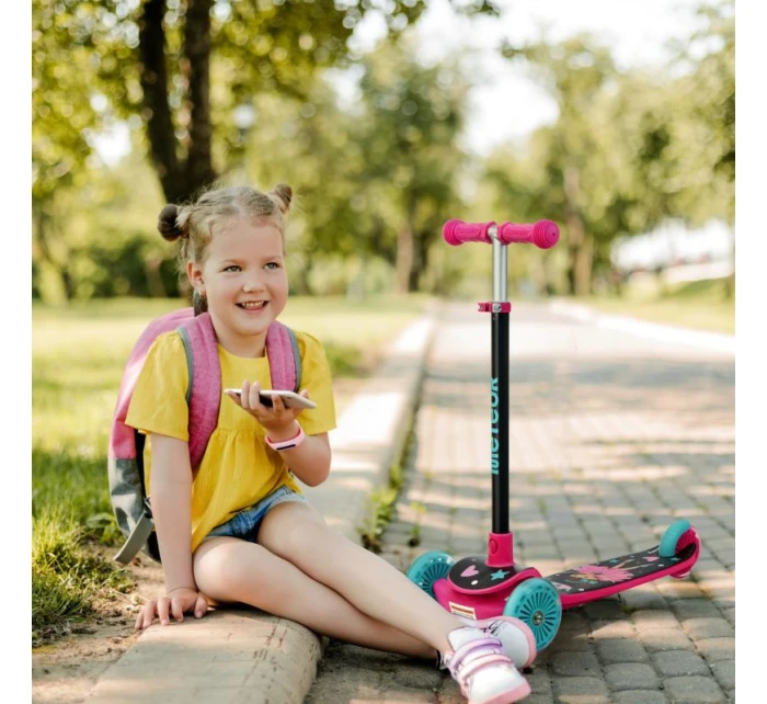 Funny model 21360521 - Meteor