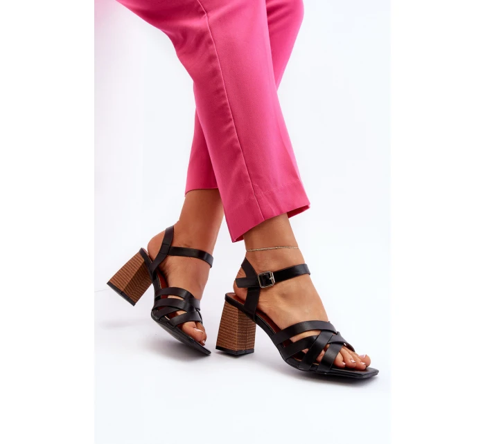 Dámské sandály na podpatku černé model 21650694 - Boto