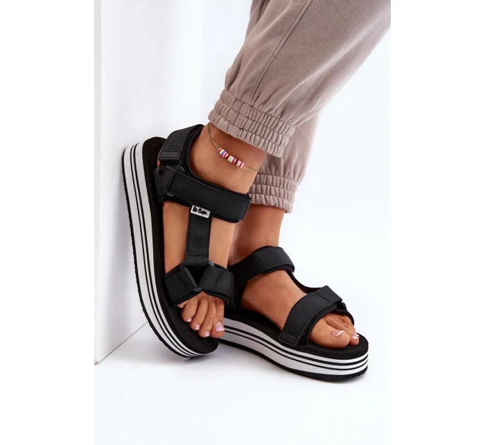 Dámské sandály na platformě Lee Cooper LCW-24-05-2753L Černé Dámské sandály na platformě Lee Cooper LCW-24-05-2753L Černé