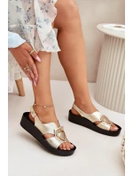 Kožené Dámské Sandály Na Klínu S.Barski KV51-031 Zlaté Kožené Dámské Sandály Na Klínu S.Barski KV51-031 Zlaté