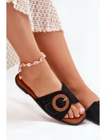 Dámské Pantofle Na Plochém Podpatku S Přezkou Černé model 21698879 - Boto Dámské Pantofle Na Plochém Podpatku S Přezkou Černé model 21698879 - Boto