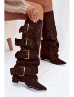 Dámské kozačky na sloupku a zlatými přezkami – čokoládové Isavelle Dámské kozačky na sloupku a zlatými přezkami – čokoládové Isavelle