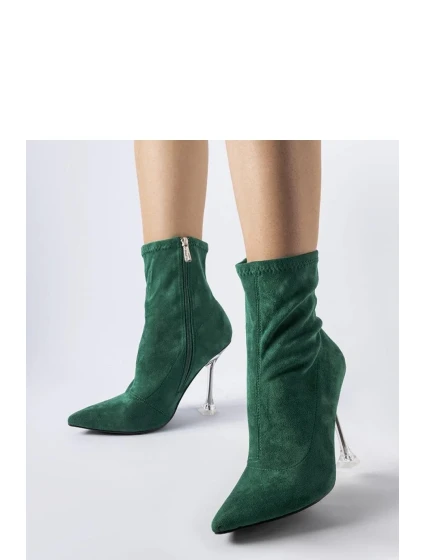 Boty na podpatku model 204822 Solea Boty na podpatku model 204822 Solea