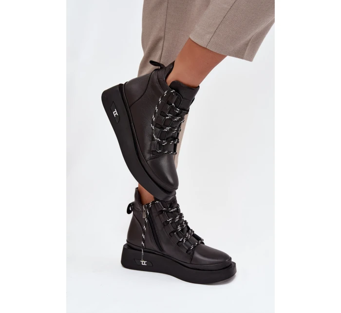 Kožené dámské boty Artiker – černé, zateplené, na platformě Kožené dámské boty Artiker – černé, zateplené, na platformě