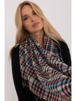 Šátek model 208385 AT Šátek model 208385 AT