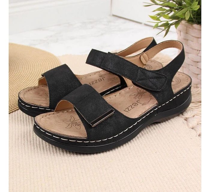 Sandály na podpatku W model 22112771 černé eVento - Inny