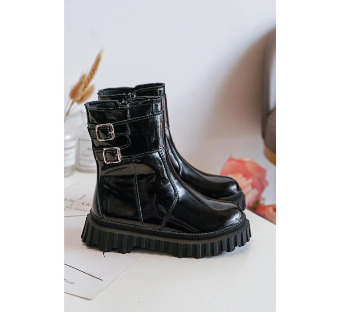 Dětské lakované boty se černé model 21634818 - Boto Dětské lakované boty se černé model 21634818 - Boto