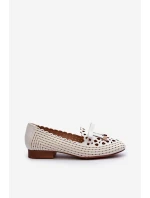 Dámské bílé lodičky s mašlí model 21658382 - Boto