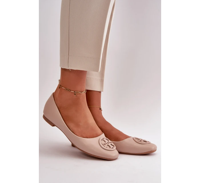 Dámské baleríny s ozdobou z ekokože béžové model 21667173 - Boto